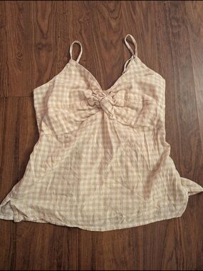 Old Navy Beige Gingham Knot-Front Babydoll Tank